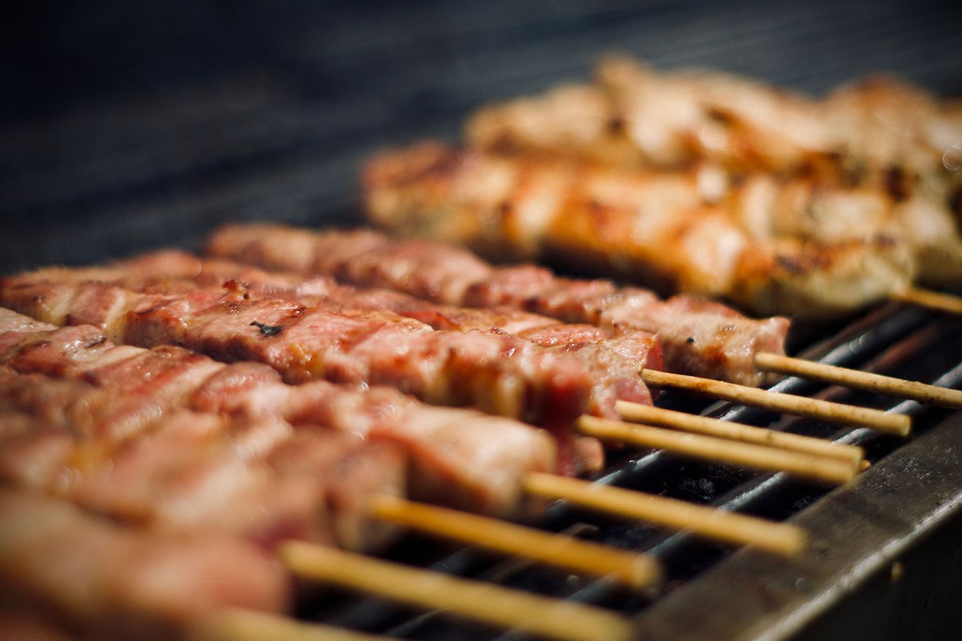 Souvlaki on the grill - To Afthentiko of Elefsina