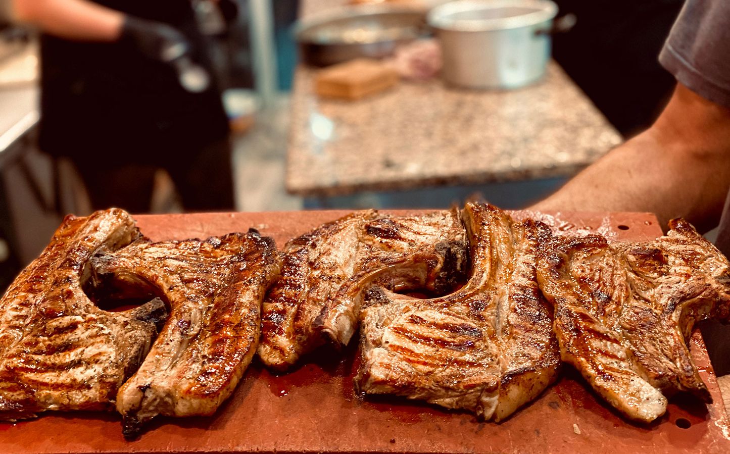 Grilled chops - To Afthentiko of Elefsina